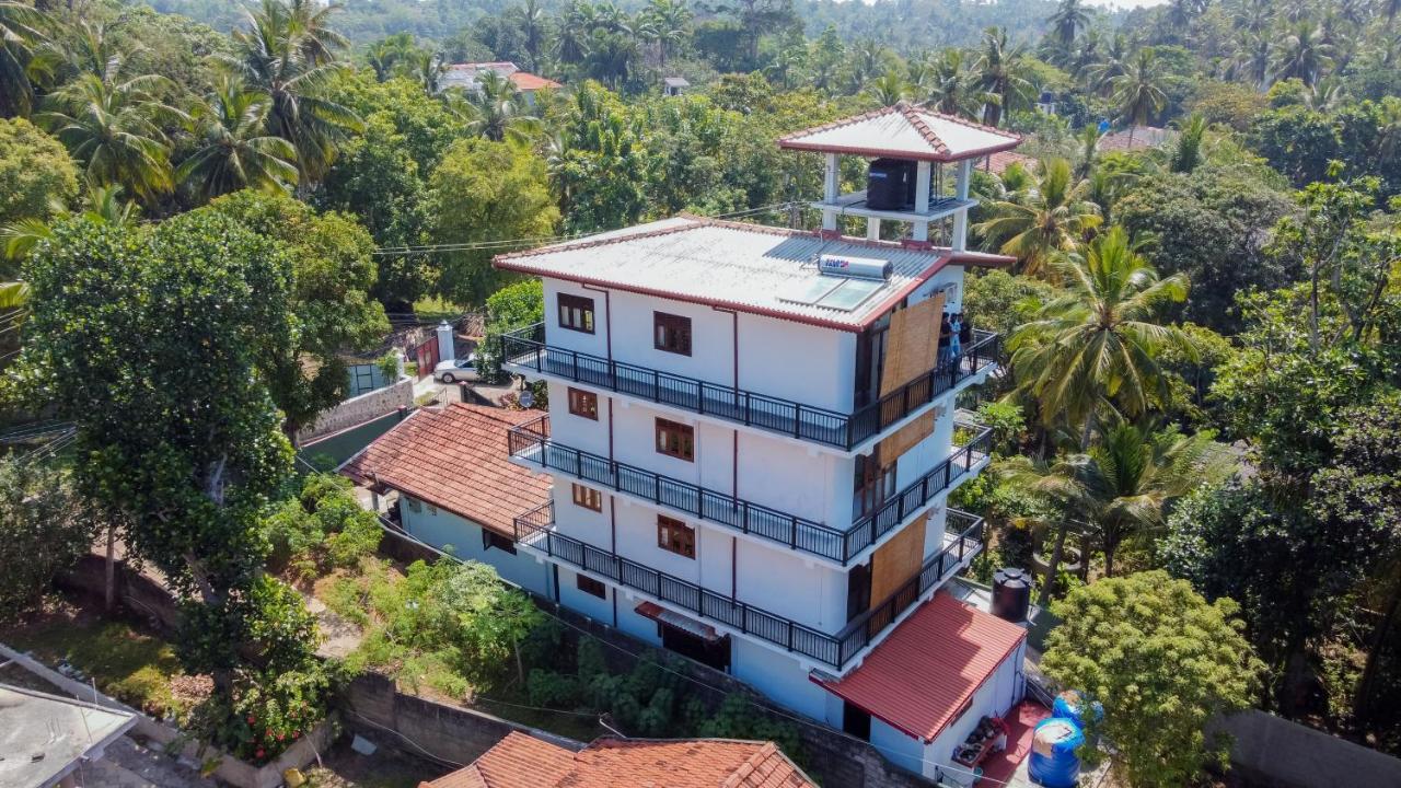 La Canopee Unawatuna Exterior photo